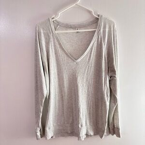 TNA Light Gray Long Sleeve V-Neck Top